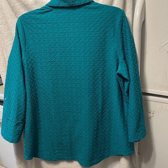 Kim Roger’s Textured Poly LS Turquoise Blouse Size Large - Picture 4 of 4